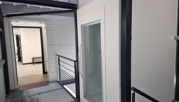 Bureau  à louer Saint-Jean-le-Vieux 64220