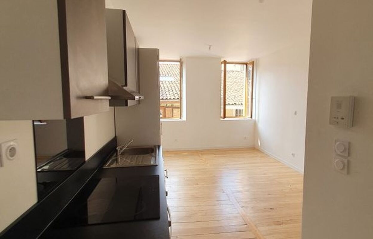 appartement 2 pièces 45 m2 à louer à Saint-Julien-sur-Garonne (31220)