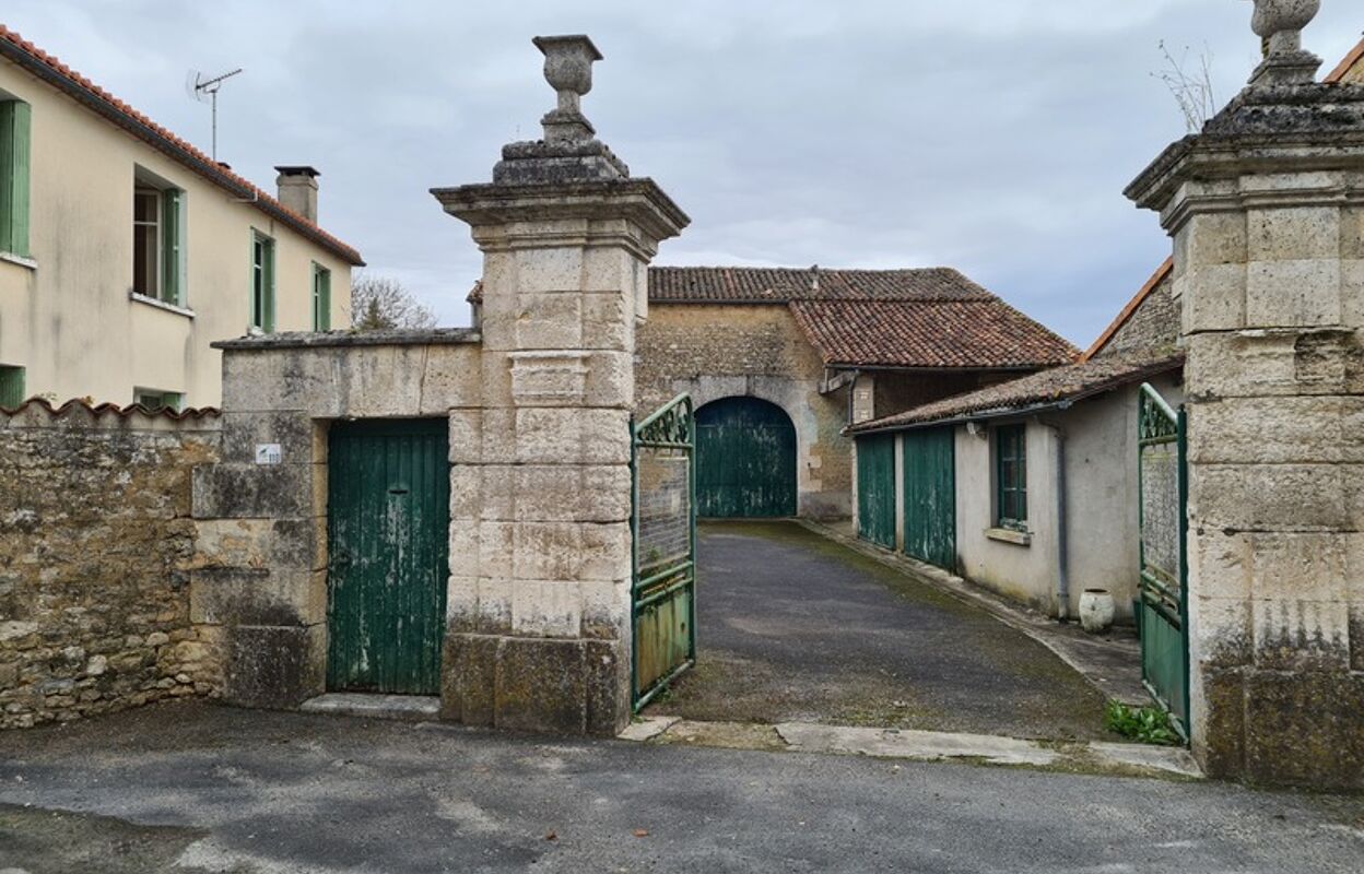 maison 6 pièces 140 m2 à vendre à Champniers (16430)