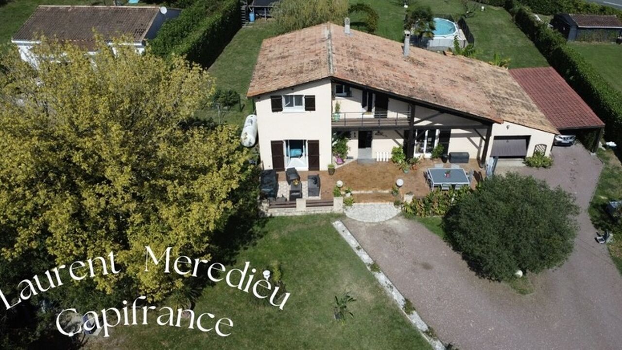 maison 6 pièces 143 m2 à vendre à Pugnac (33710)