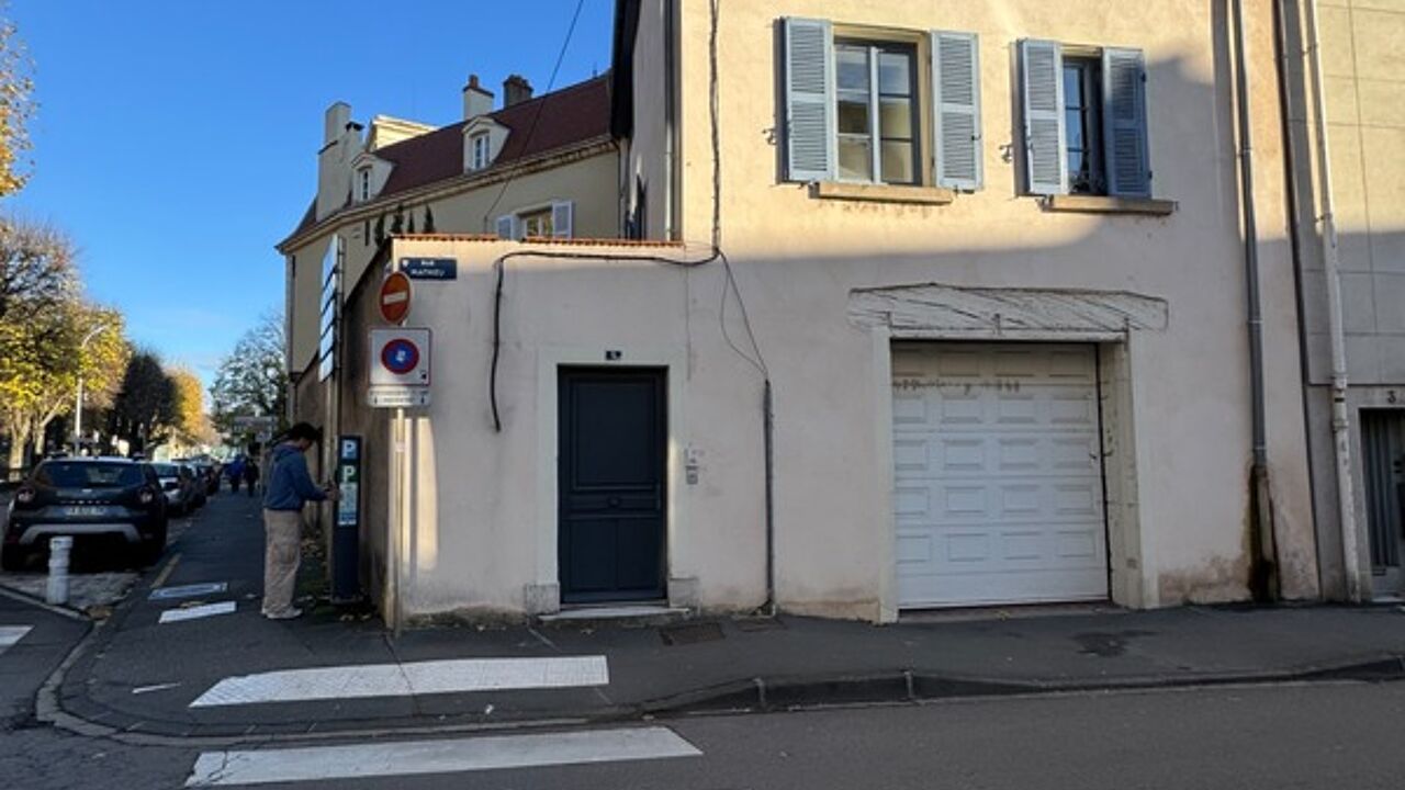 garage  pièces 58 m2 à vendre à Mâcon (71000)