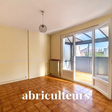 Maison 10 pièces 161 m²