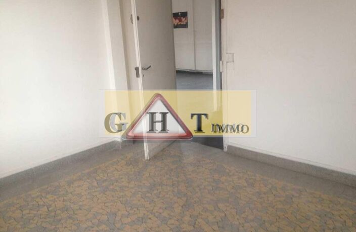 A LOUER BUREAUX 96 M² CHAMPIGNY SUR MARNE — photo 5