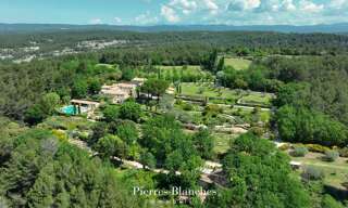 Maison 43 Pièces 820 m² à vendre à Ménerbes (84560)