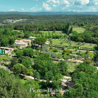 Maison 43 pièces 9000000 €