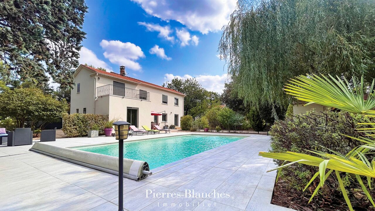 maison 6 pièces 202 m2 à vendre à Uzès (30700)