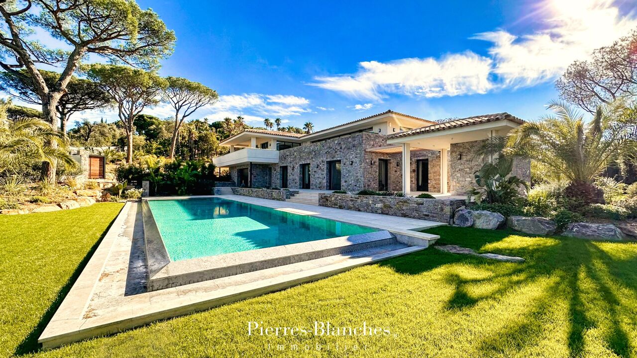 maison 9 pièces 447 m2 à vendre à Saint-Tropez (83990)