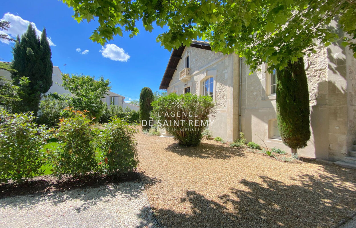 maison 7 pièces 220 m2 à vendre à Saint-Rémy-de-Provence (13210)