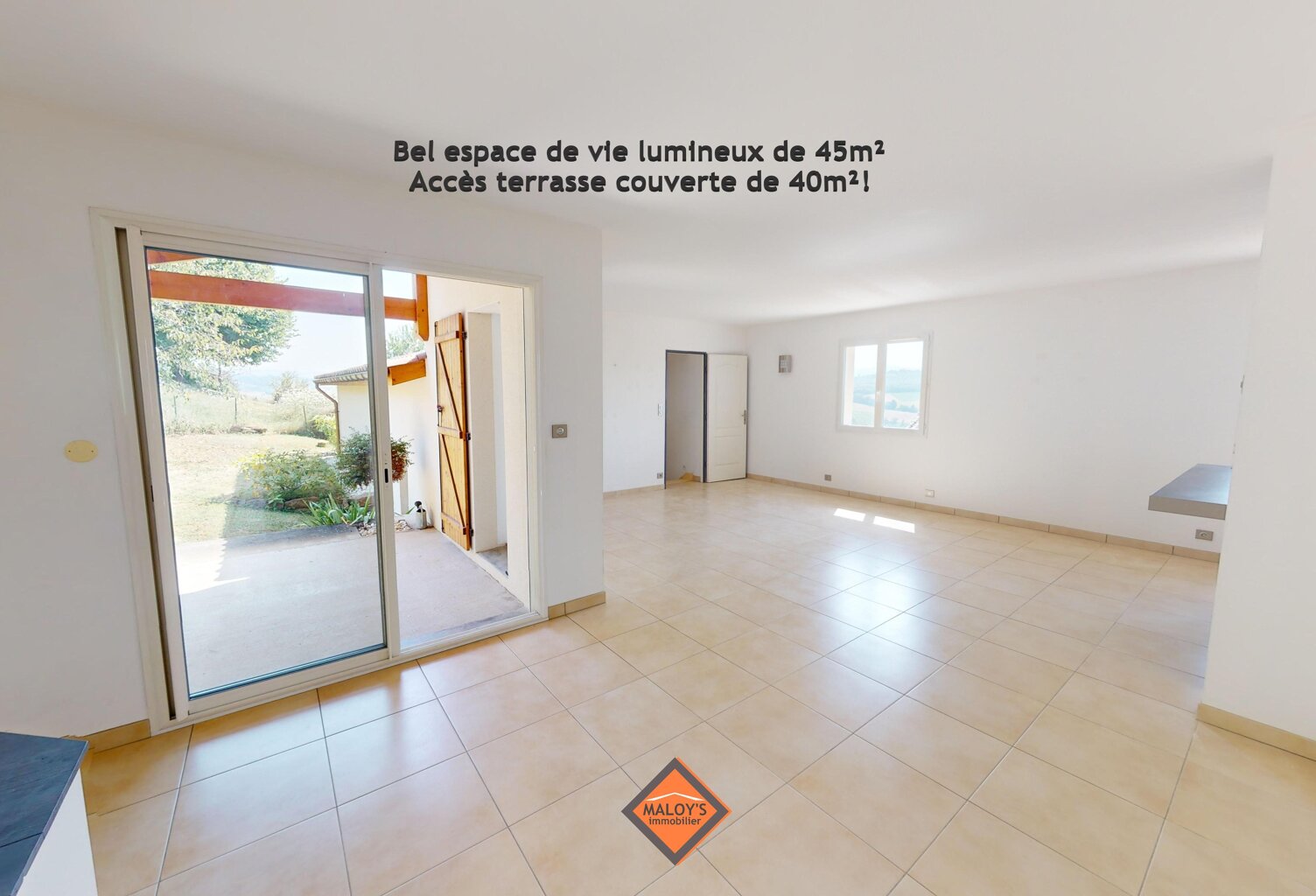 A Saisir! Bois D'oingt, Maison 130m² Hab. 85m² Garare Atelier Cave sur 753m² Terrain!  — photo 1