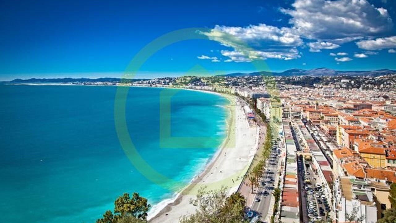 commerce 5 pièces 345 m2 à vendre à Nice (06000)