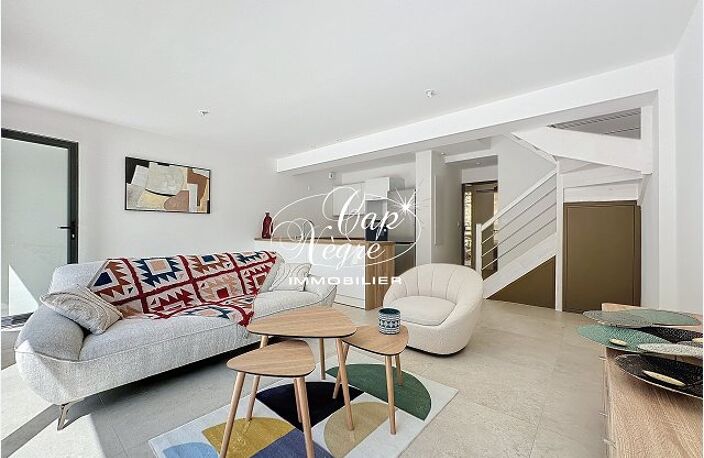 BEAUVALLON - DUPLEX T3 70m² AVEC GRAND JARDIN À 100M DE LA MER — photo 2
