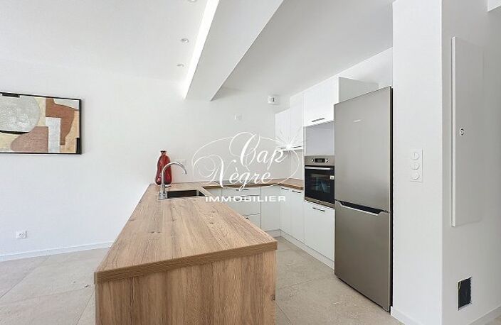 BEAUVALLON - DUPLEX T3 70m² AVEC GRAND JARDIN À 100M DE LA MER — photo 3