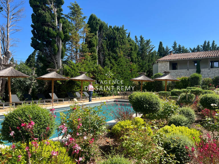 Maison en pierre à Vendre à Saint-Rémy-De-Provence — photo 1