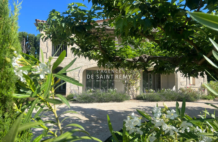 Maison en pierre à Vendre à Saint-Rémy-De-Provence — photo 2