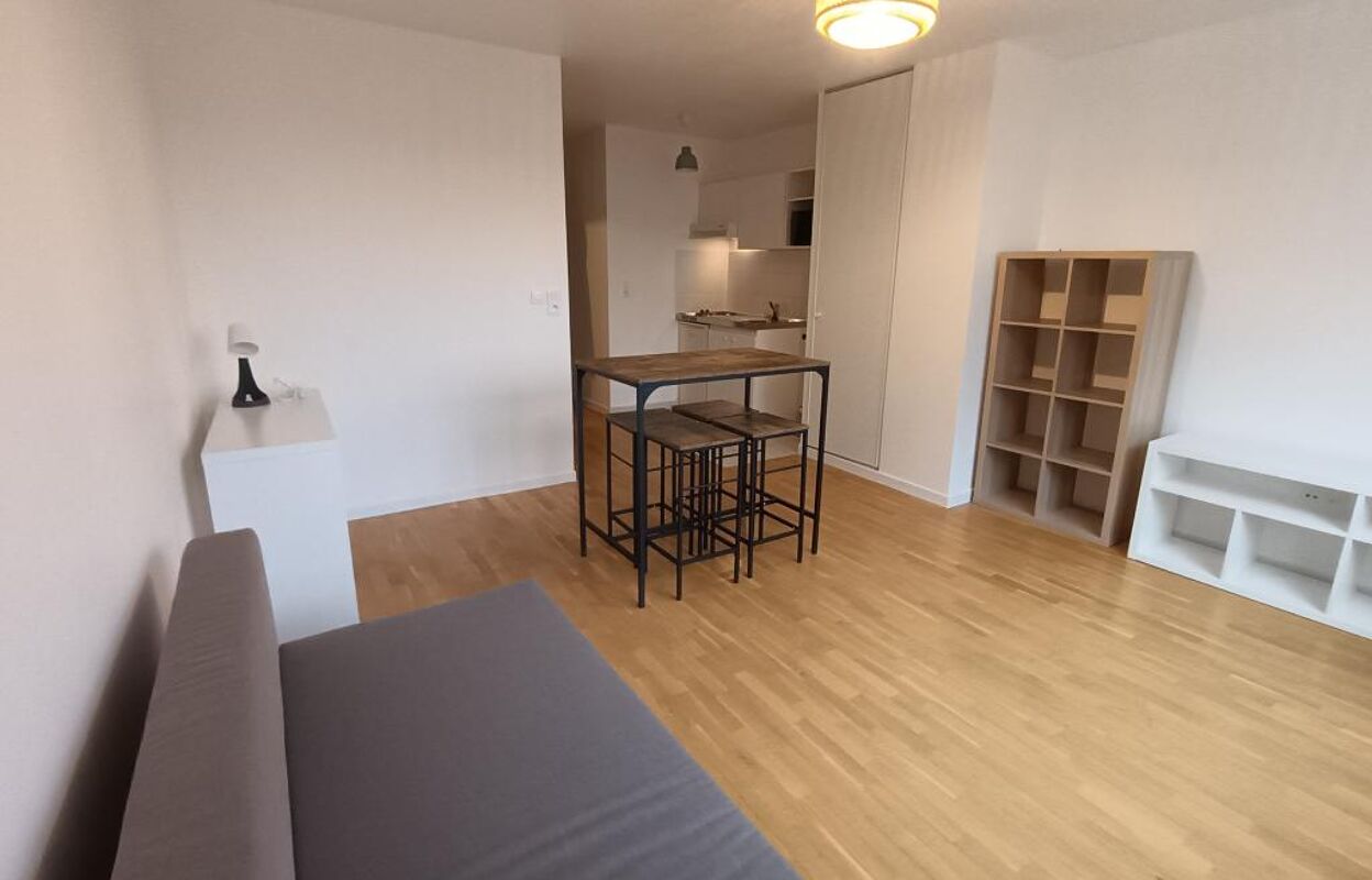 appartement 1 pièces 28 m2 à louer à Massy (91300)