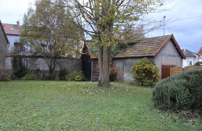 Maison de 220 m² à vendre avec 6 chambres sur terrain arboré avec vue — photo 2