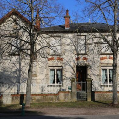 Maison 9 pièces 359000 €