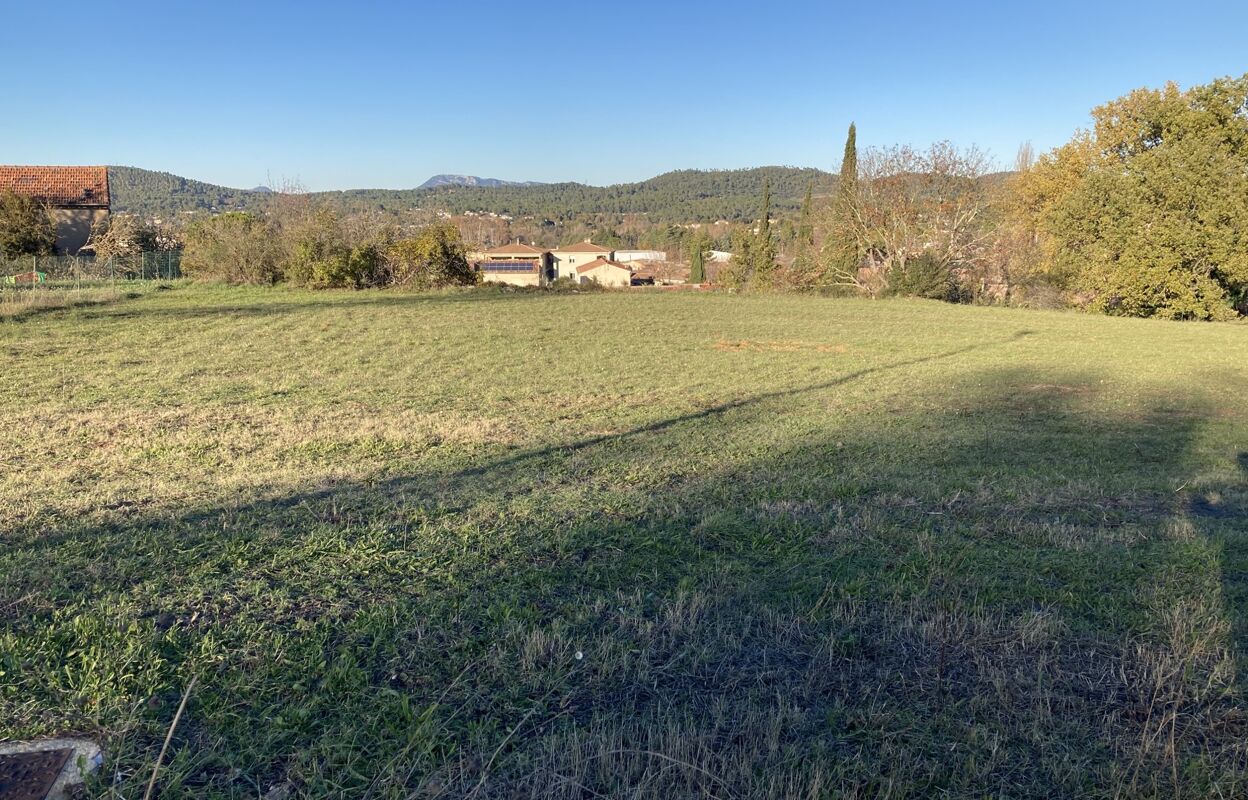 terrain 400 m2 à construire à Brignoles (83170)