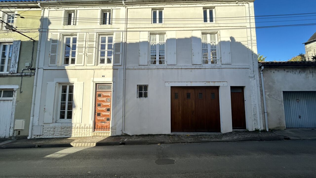 maison 6 pièces 170 m2 à vendre à Jarnac (16200)