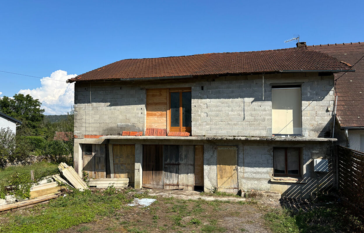 maison 5 pièces  m2 à vendre à Orgelet (39270)