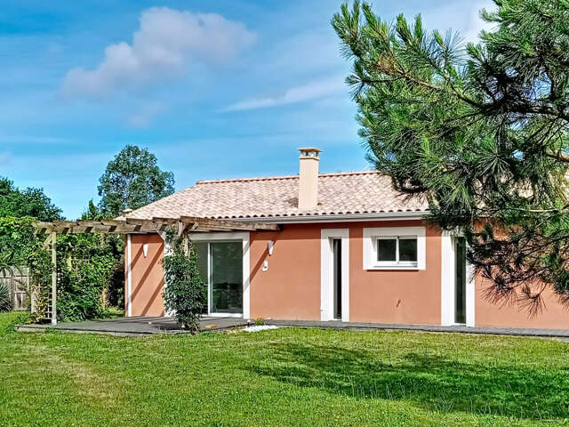 Maison 3 chambres sur 1100 m² de terrain Le Porge — photo du bien