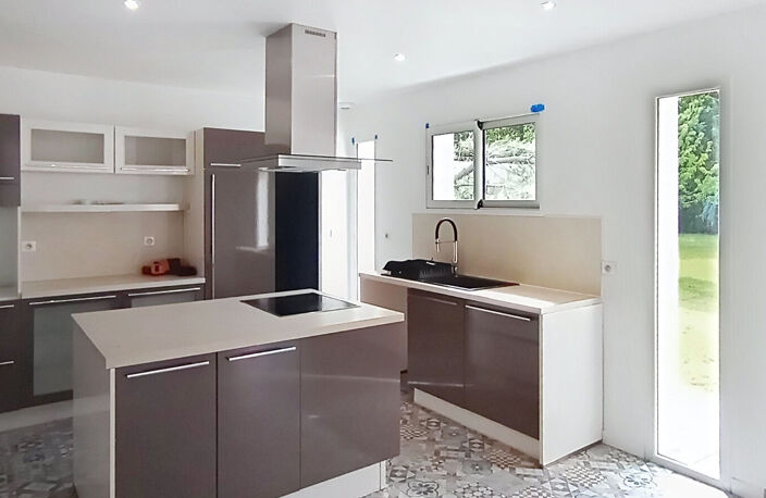 Maison 3 chambres sur 1100 m² de terrain Le Porge — photo 5