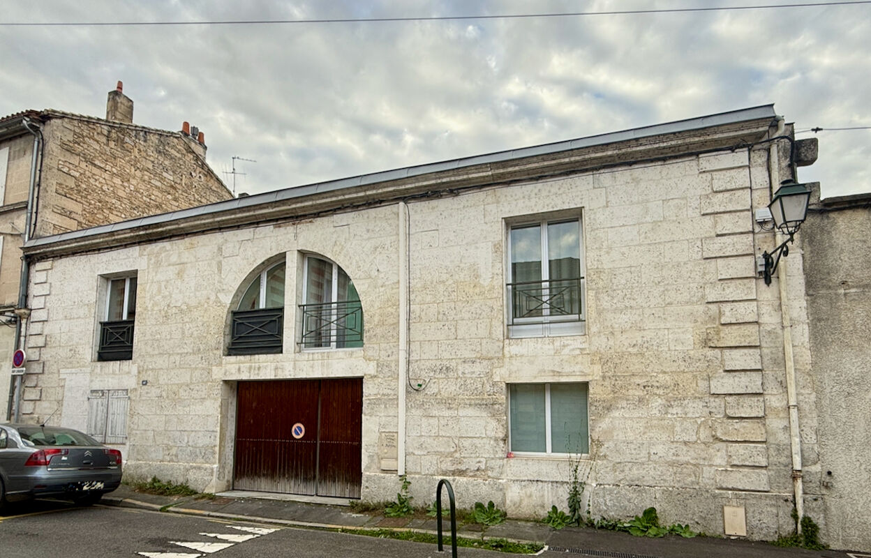 immeuble  pièces 250 m2 à vendre à Angoulême (16000)