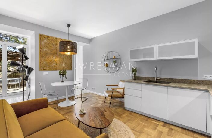 Superbe appartement rénové en rez-de-jardin  - Cannes — photo 2