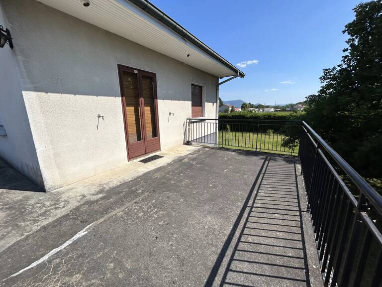 Proche Saint Dié dans un quartier résidentiel — photo 1