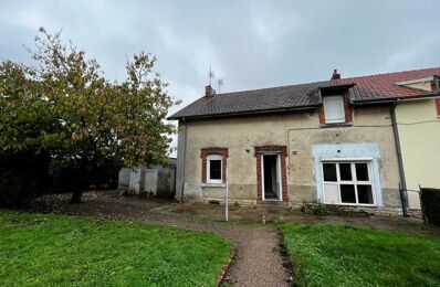 vente maison 61 000 € à proximité de Saint-Romain-sous-Gourdon (71230)