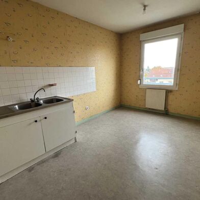 Appartement 4 pièces 156000 €