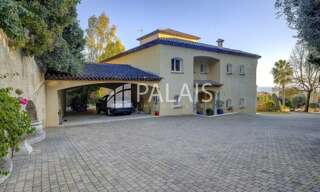 Maison 8 Pièces 445 m² à vendre à Nice (06200)