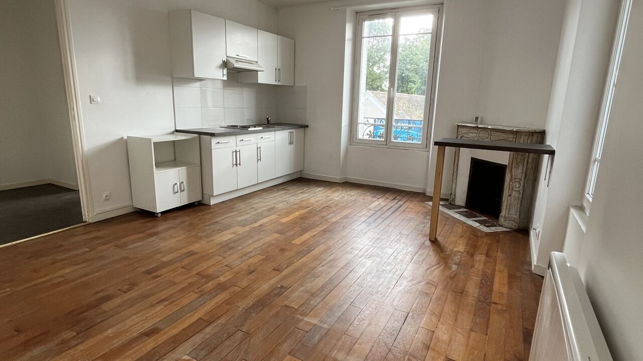 appartement 2 pièces 43 m2 à vendre à Brie-Comte-Robert (77170)