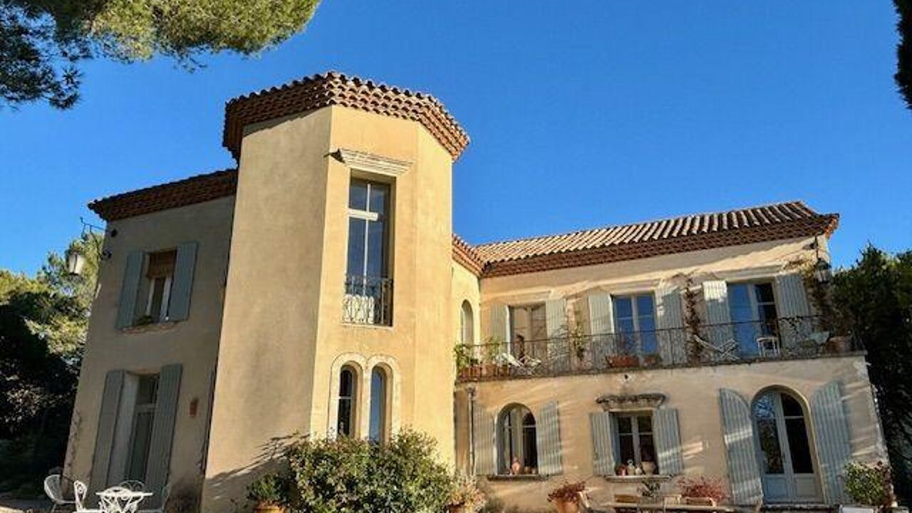 maison 10 pièces 300 m2 à vendre à Nîmes (30000)