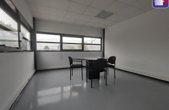 Bureaux - 188 m² environ  — photo 2