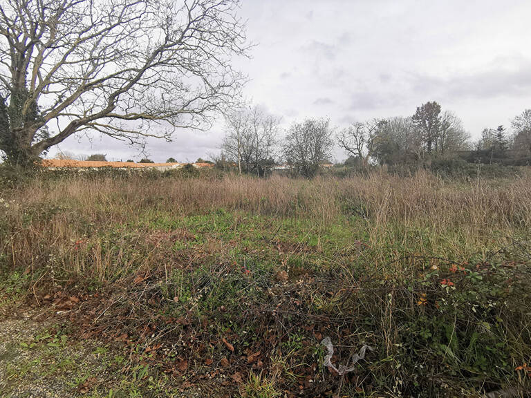 Niort Terrain viabilisé bel emplacement — photo 1