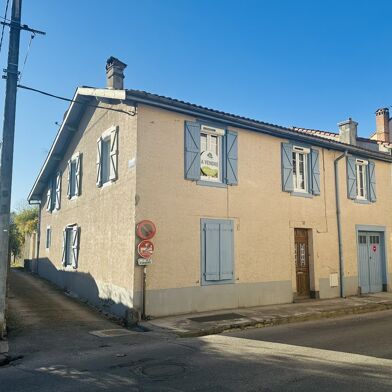 Maison 8 pièces 235 m²