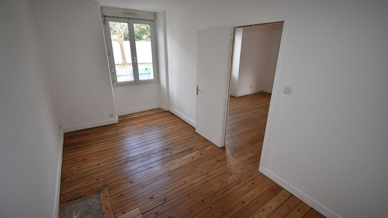 immeuble  pièces 130 m2 à vendre à Nantes (44100)