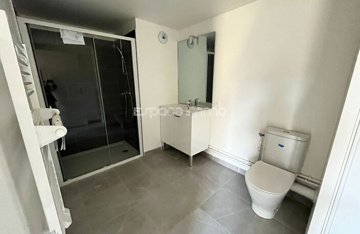 APPARTEMENT T1 - STUDIO - 29m² -  MAROMME — photo 4