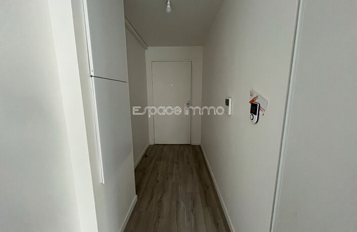 APPARTEMENT T1 - STUDIO - 29m² -  MAROMME - DISPOSITIF PINEL — photo 2