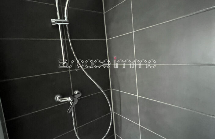 APPARTEMENT T1 - STUDIO - 29m² -  MAROMME - DISPOSITIF PINEL — photo 5