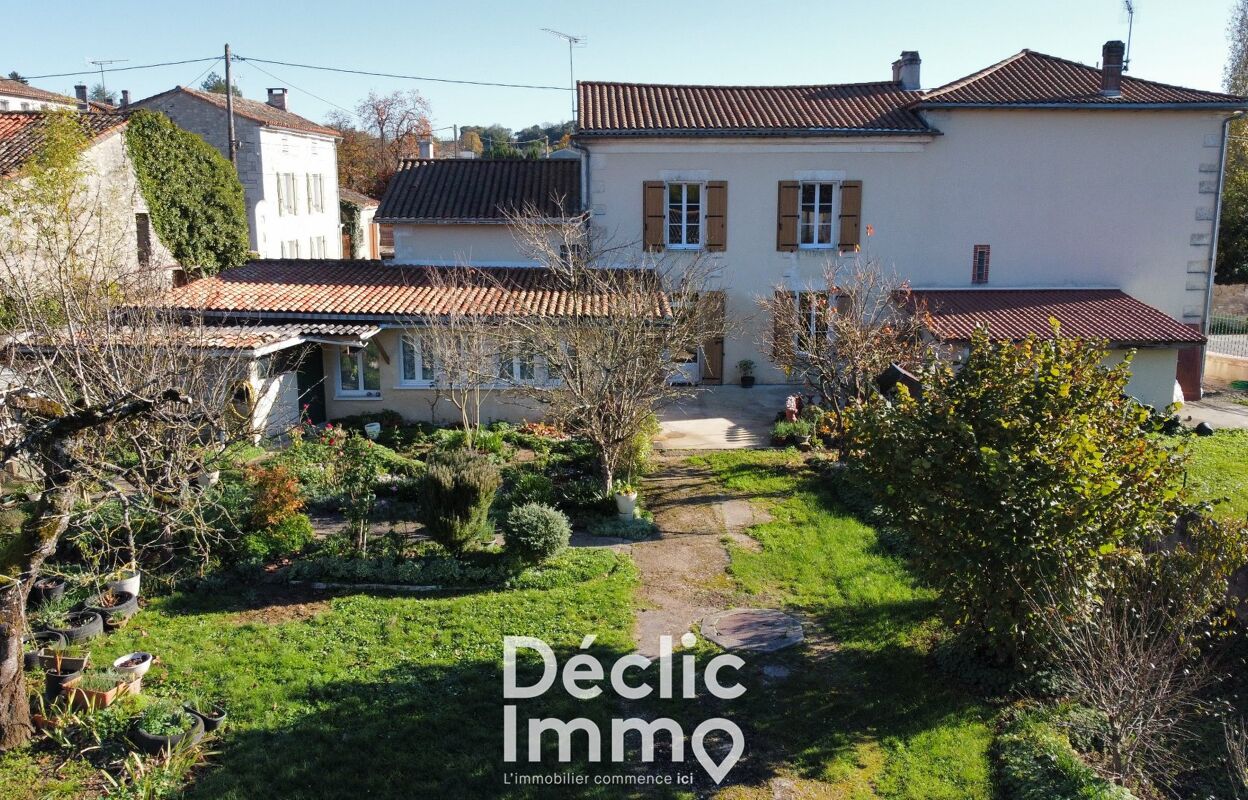 maison 7 pièces 175 m2 à vendre à Champniers (16430)