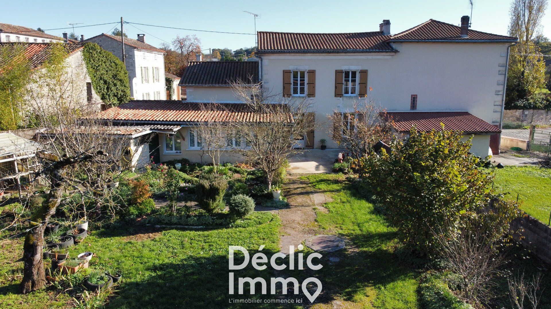 Villa / Maison 7 pièces  à vendre Champniers 16430