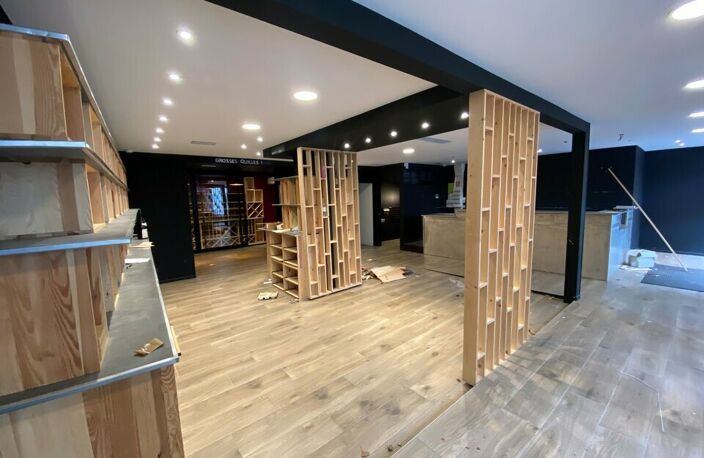 LOCAL COMMERCIAL à LOUER — photo 3