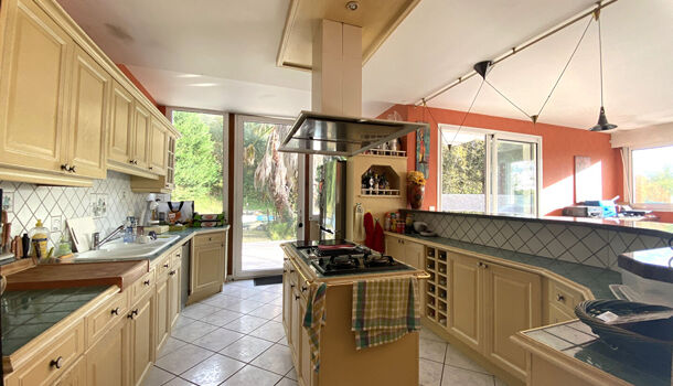 Villa / Maison 8 pièces  à vendre Bosdarros 64290