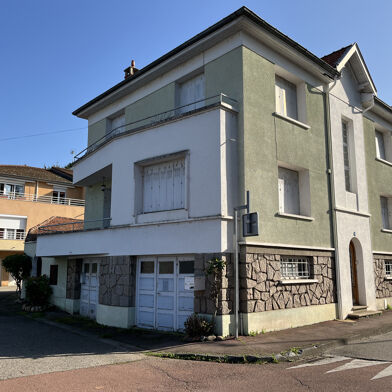 Maison 8 pièces 151 m²