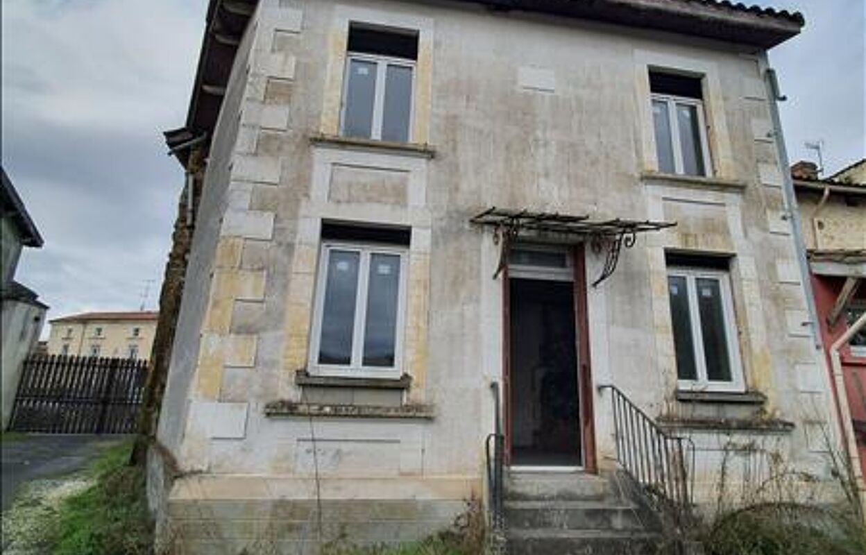 maison 2 pièces 120 m2 à vendre à Montlieu-la-Garde (17210)