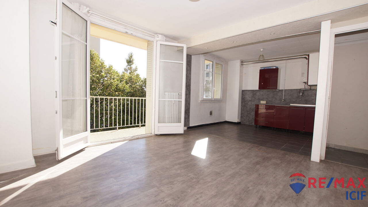 appartement 3 pièces 53 m2 à vendre à Lyon 8 (69008)