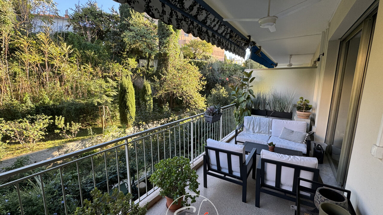 appartement 2 pièces 61 m2 à vendre à Nice (06200)