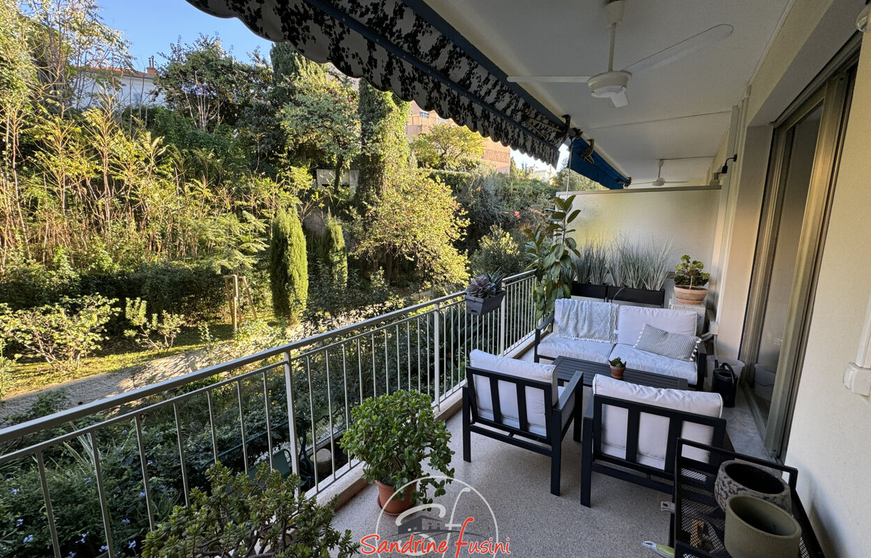 appartement 2 pièces 61 m2 à vendre à Nice (06200)